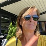 Professeure de français pour petits et grands, en ligne .